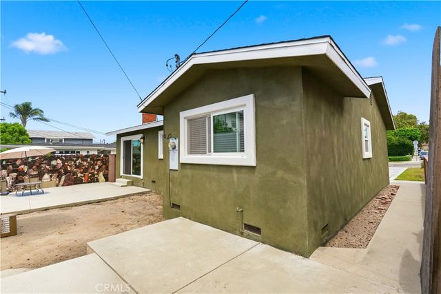 2402 Robinson, Redondo Beach, CA 90278