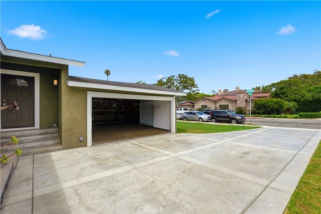 2402 Robinson, Redondo Beach, CA 90278