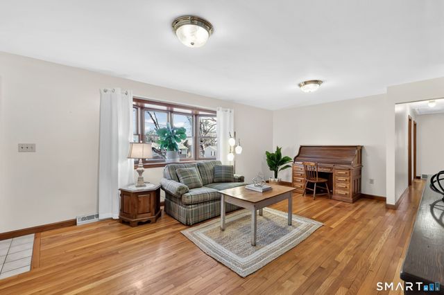 15 Johnson Road, Wallingford, CT 06492