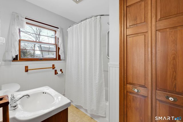 15 Johnson Road, Wallingford, CT 06492