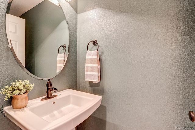 1190 E Phillips Drive, Littleton, CO 80122
