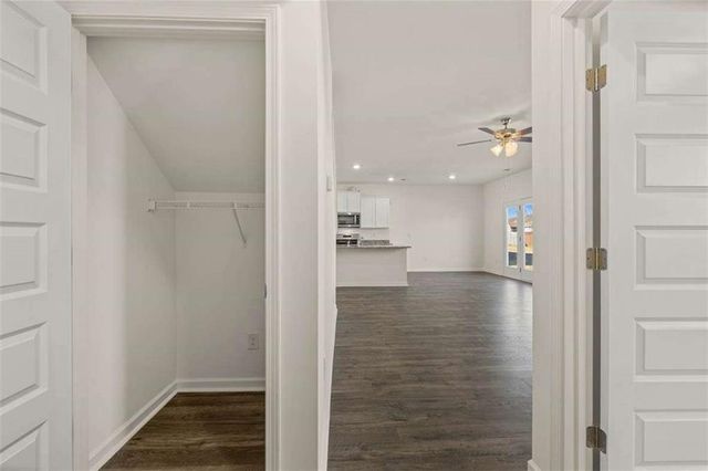 331 Friendship Oak Way, Hampton, GA 30228