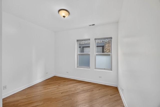 6938 S Dorchester Avenue 2, Chicago, IL 60637