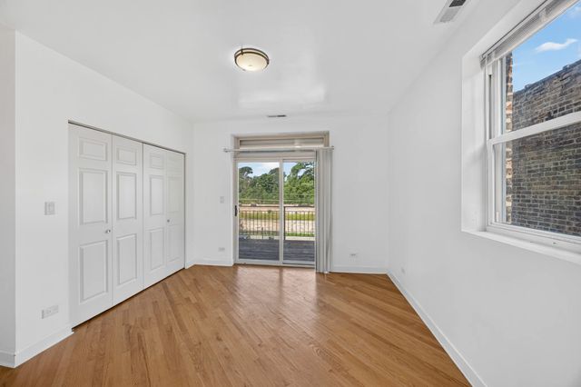 6938 S Dorchester Avenue 2, Chicago, IL 60637