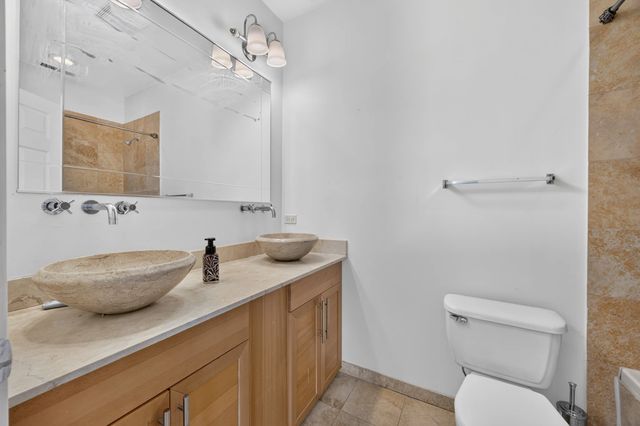 6938 S Dorchester Avenue 2, Chicago, IL 60637