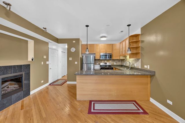 6938 S Dorchester Avenue 2, Chicago, IL 60637