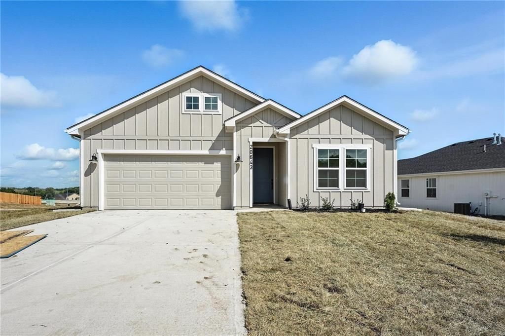 32750 W 175th Terrace, Gardner, KS 66030