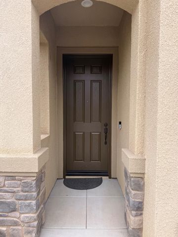 6153 W Marble Hill Drive, Fresno, CA 93722