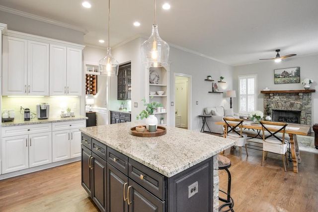 14724 Taylor Valley Way, Milton, GA 30004