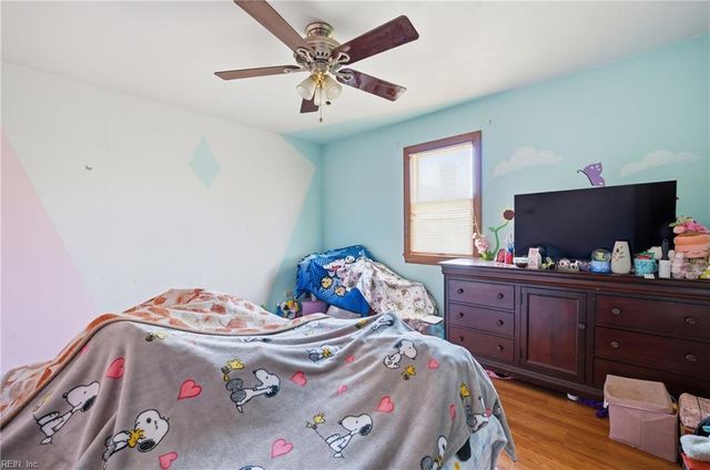 905 Laurie CT, Virginia Beach, VA 23464