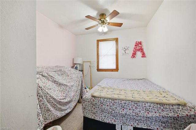 905 Laurie CT, Virginia Beach, VA 23464