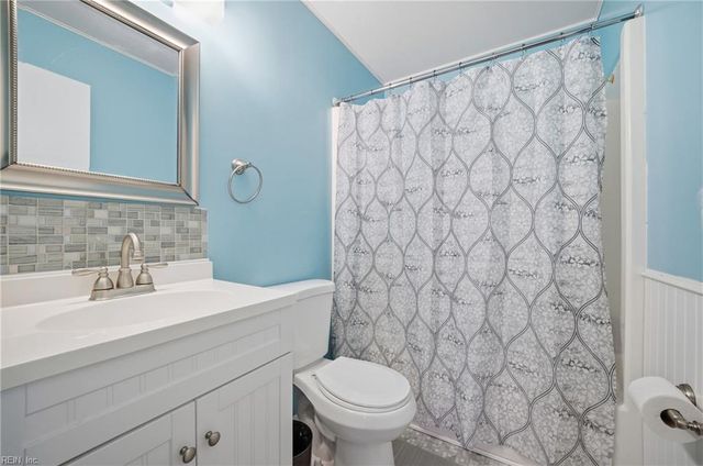 905 Laurie CT, Virginia Beach, VA 23464