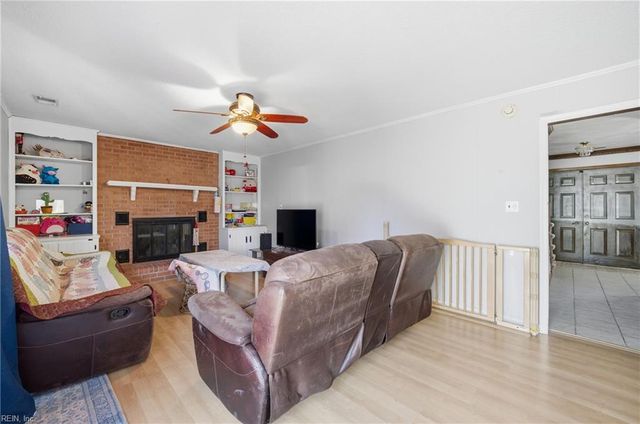 905 Laurie CT, Virginia Beach, VA 23464