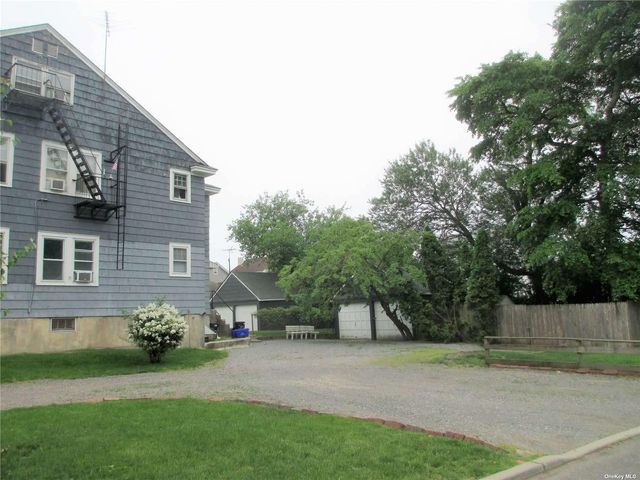 730 Florence Street 1E, North Baldwin, NY 11510