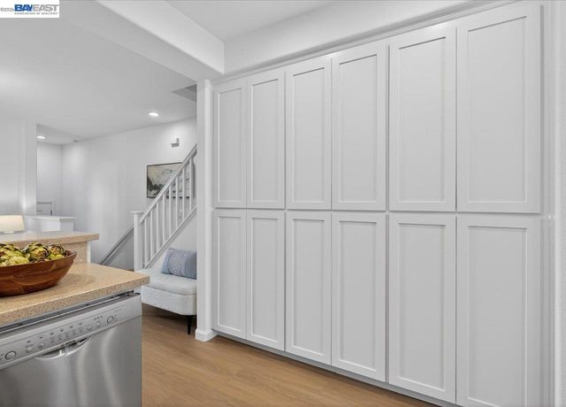 1343 Mckinley Ct, San Jose, CA 95126