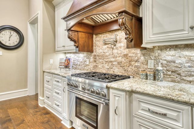 3101 La Venta Way, College Station, TX 77845