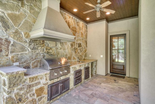 3101 La Venta Way, College Station, TX 77845