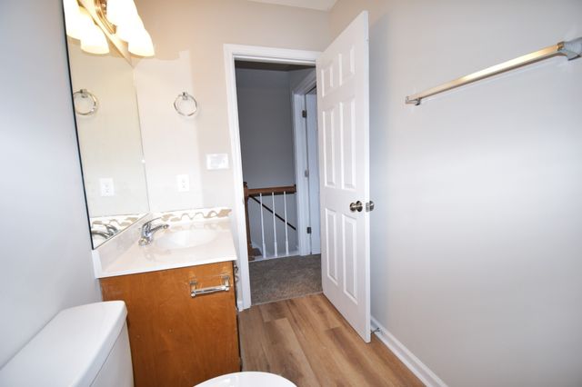 250 Winters Ct Apt G, Clarksville, TN 37043