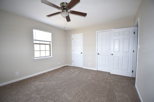 250 Winters Ct Apt G, Clarksville, TN 37043