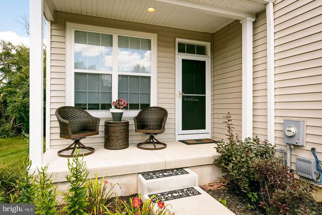 15 OVERLOOK DR, Mount Laurel, NJ 08054