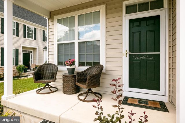 15 OVERLOOK DR, Mount Laurel, NJ 08054