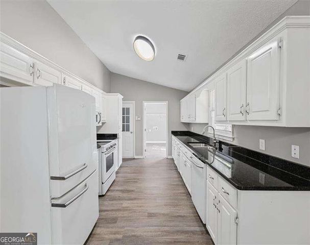 13 White Tail Drive, Jasper, GA 30143