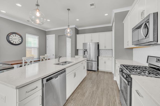 1658 Indy Drive, North Charleston, SC 29405