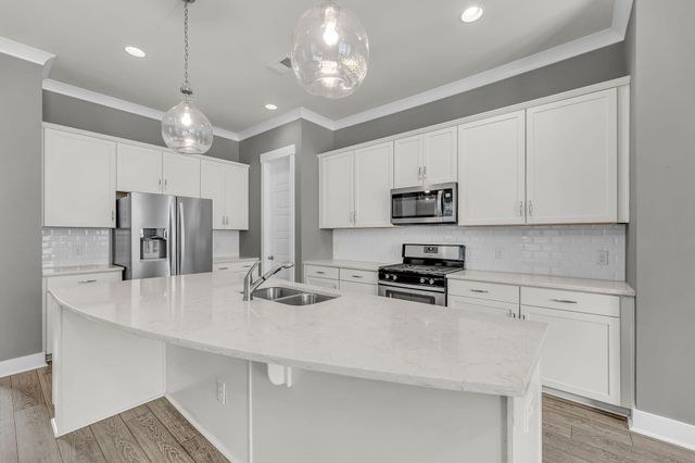 1658 Indy Drive, North Charleston, SC 29405