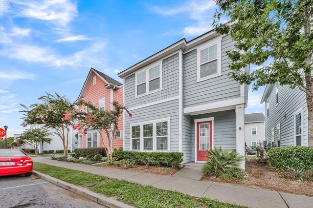 1658 Indy Drive, North Charleston, SC 29405