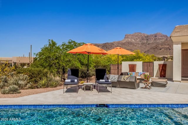 1414 S MORNING DOVE Court, Gold Canyon, AZ 85119