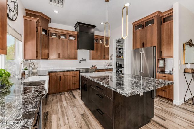 1414 S MORNING DOVE Court, Gold Canyon, AZ 85119