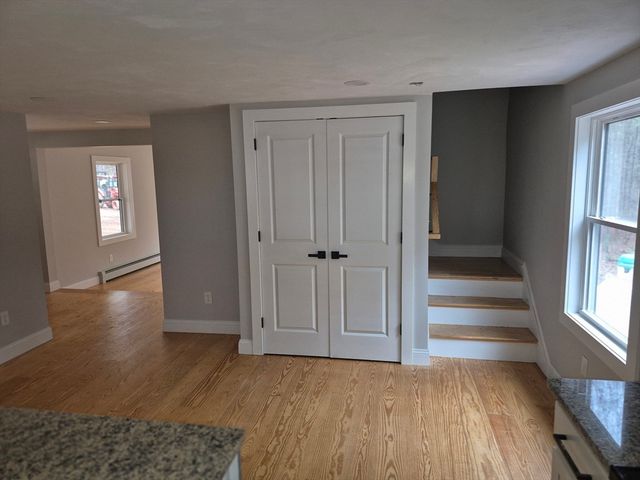 182 Main Rd, Gill, MA 01354