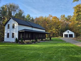 182 Main Rd, Gill, MA 01354