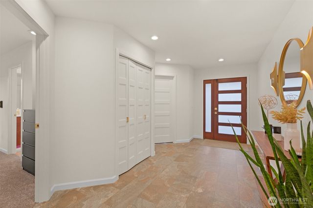 2512 Vista View Drive, Tacoma, WA 98406
