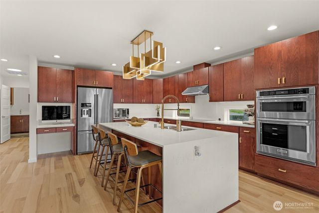 2512 Vista View Drive, Tacoma, WA 98406