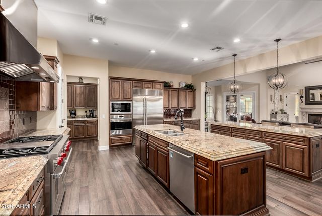 8337 W EL CORTEZ Place, Peoria, AZ 85383