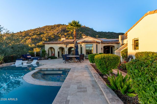 8337 W EL CORTEZ Place, Peoria, AZ 85383