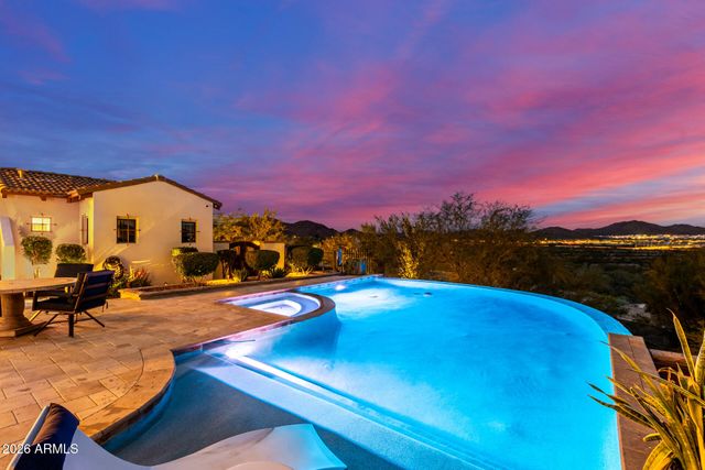 8337 W EL CORTEZ Place, Peoria, AZ 85383