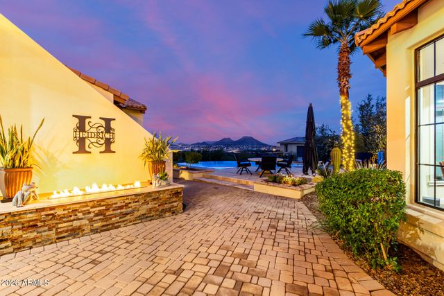 8337 W EL CORTEZ Place, Peoria, AZ 85383