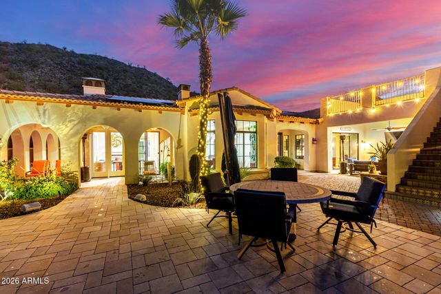 8337 W EL CORTEZ Place, Peoria, AZ 85383