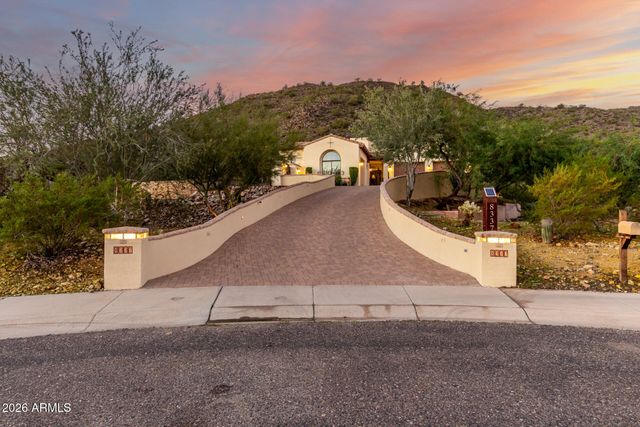 8337 W EL CORTEZ Place, Peoria, AZ 85383