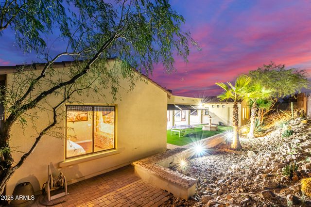 8337 W EL CORTEZ Place, Peoria, AZ 85383