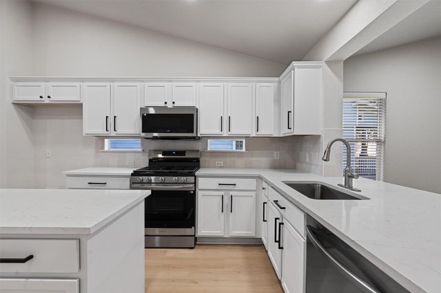 1208 Rawhide TRL, Cedar Park, TX 78613