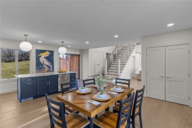 8 J H Dwyer Drive, Middletown, RI 02842