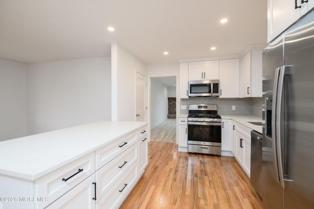 1 Gary Drive, Middletown, NJ 07748