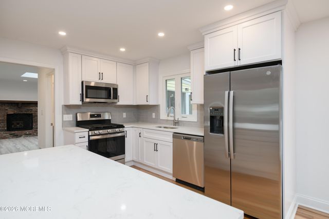 1 Gary Drive, Middletown, NJ 07748