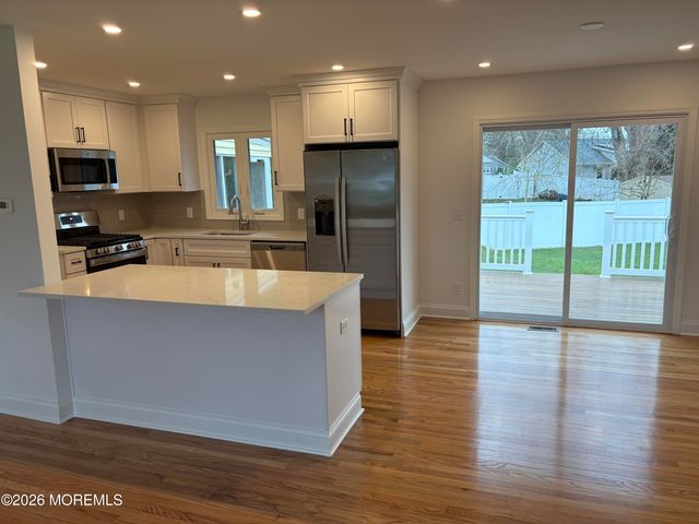 1 Gary Drive, Middletown, NJ 07748