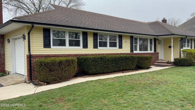 1 Gary Drive, Middletown, NJ 07748