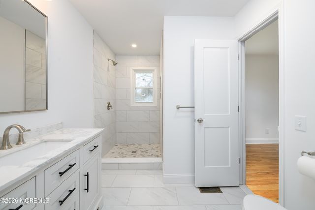 1 Gary Drive, Middletown, NJ 07748