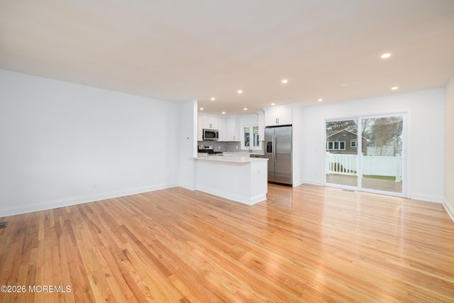 1 Gary Drive, Middletown, NJ 07748